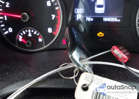 2019 Kia Optima S z USA, uszkodzony, nr VIN 5XXGT4L30KG313957